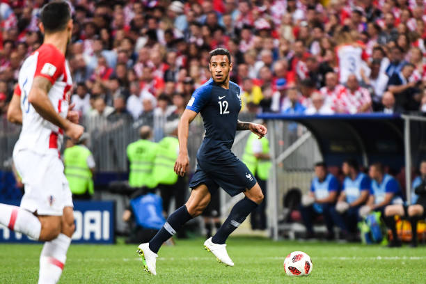 出了非凡的 出了非凡的